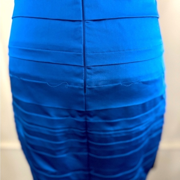 Elegant Women's BCBG Maxazria Blue and‎ Black Cocktail Dress Size 06 Slim fit - Picture 6 of 11